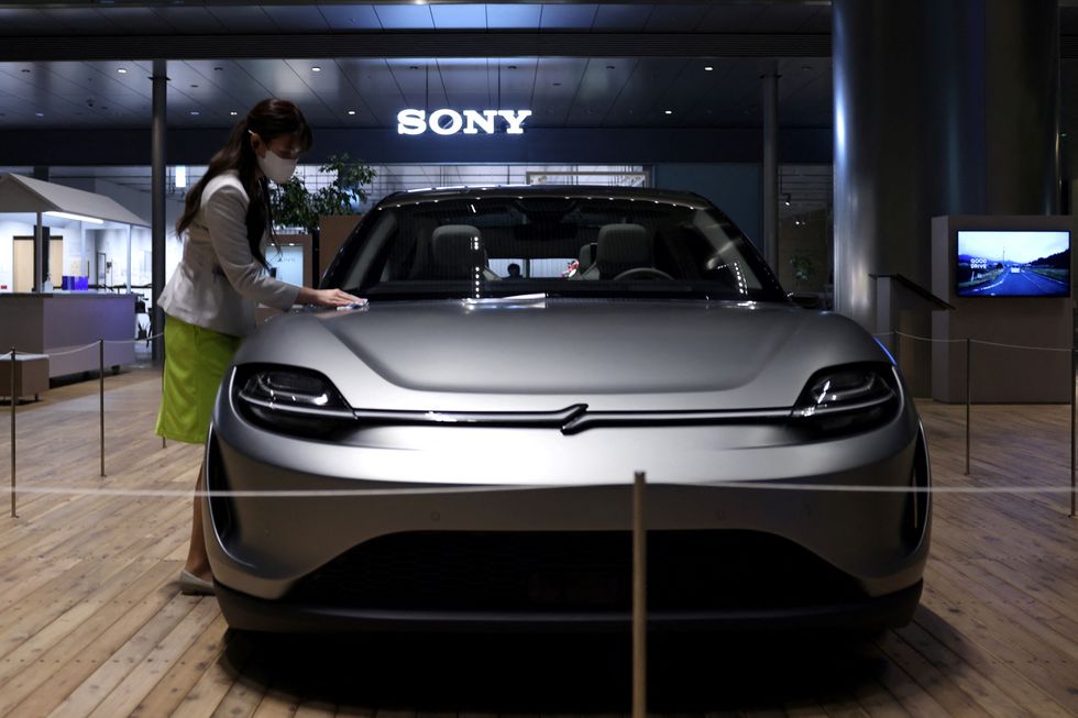 AutoReliant's tweet image. Honda and Sony Announce Plan to Start New EV Brand Together. he automaker and the tech giant intend to get their new company started in 2022. They could jointly develop and sell new electric vehicles as early as 2025. #Honda #Sony buff.ly/3tCyi0d