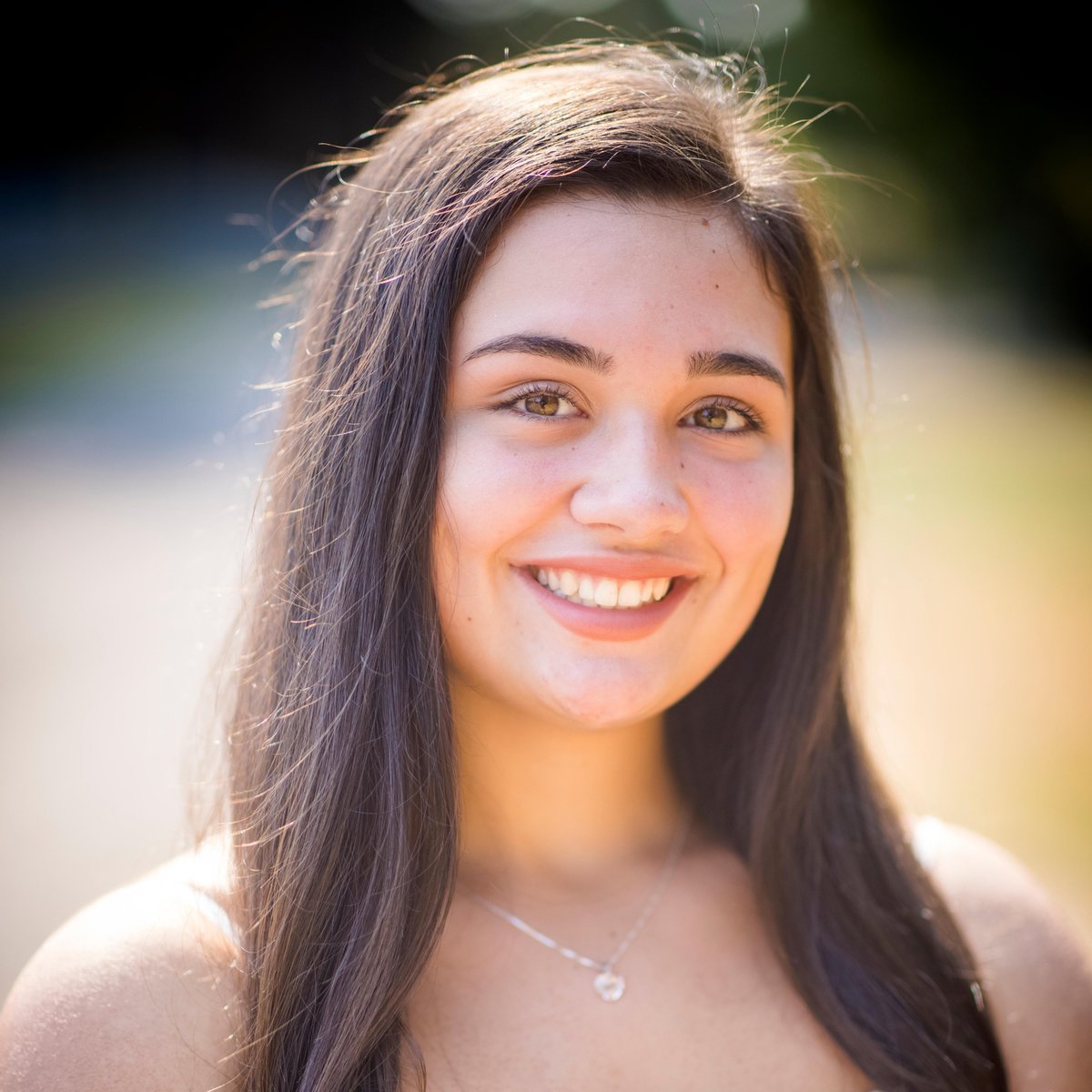 PDXRoseFestival's tweet photo. Meet Rachelle Hanna, a senior at Central Catholic High School and welcome her to the 2022 Rose Festival Court presented by @UnitusCCU! You can read her full bio and speech at https://t.co/rGCfZaKeXx https://t.co/TGBSkWCZgJ