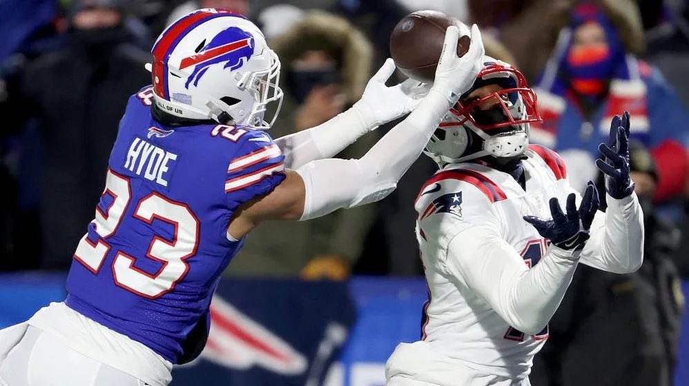 AdamZientek3's tweet photo. I still can’t believe this happened #BillsMafia https://t.co/nqkva41zZg