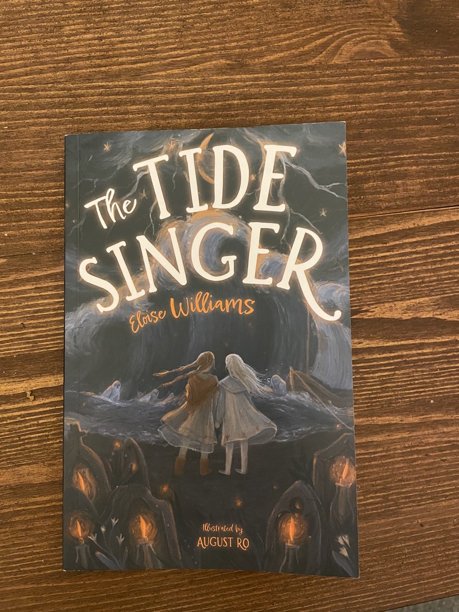 WritersCwtch's tweet photo. A beauty of a book - bravo @Eloisejwilliams & @BarringtonStoke #TheTideSinger https://t.co/IsxypucfbZ
