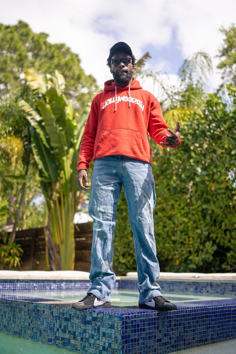Treasurefilmm's tweet photo. Lit Vibes 🔥 https://t.co/ZF4Y25hCR6