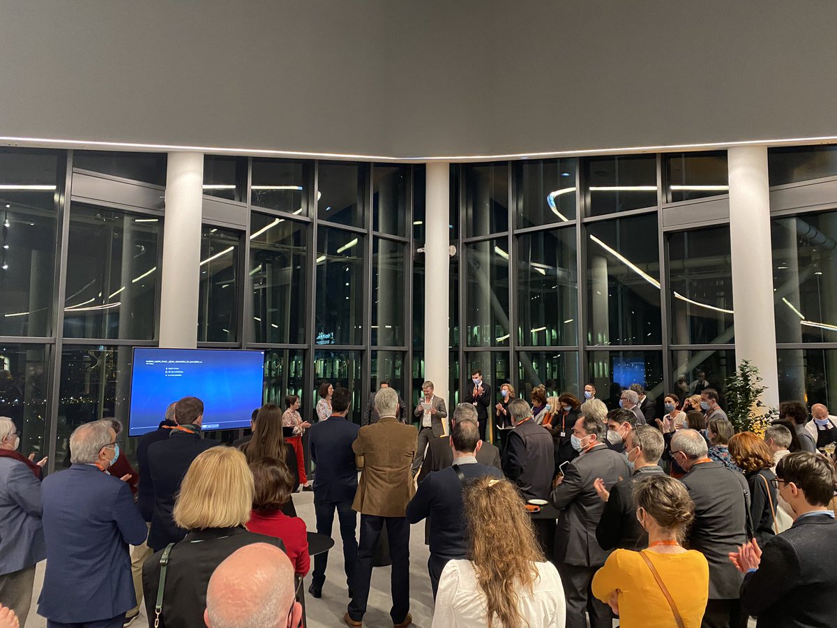 BaquetJulie's tweet photo. #EnDirect de la soirée de l’@AJCAM6 avec remise des prix du concours « Les Talents à la Une 2022 » https://t.co/chYZSrILHQ