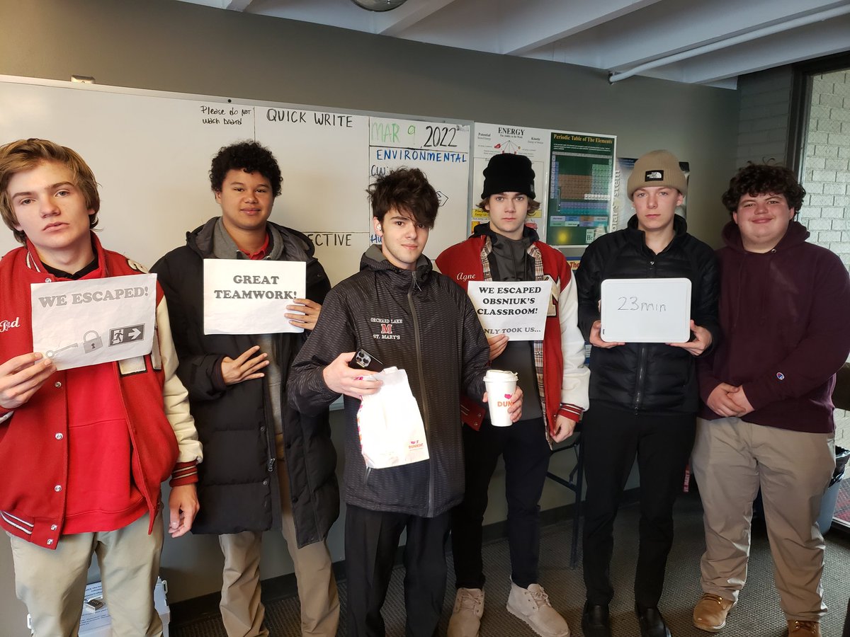 MsObsniuk's tweet photo. 1st hr escape room 🔐  #environmentalscience https://t.co/3AVPDHqtLi