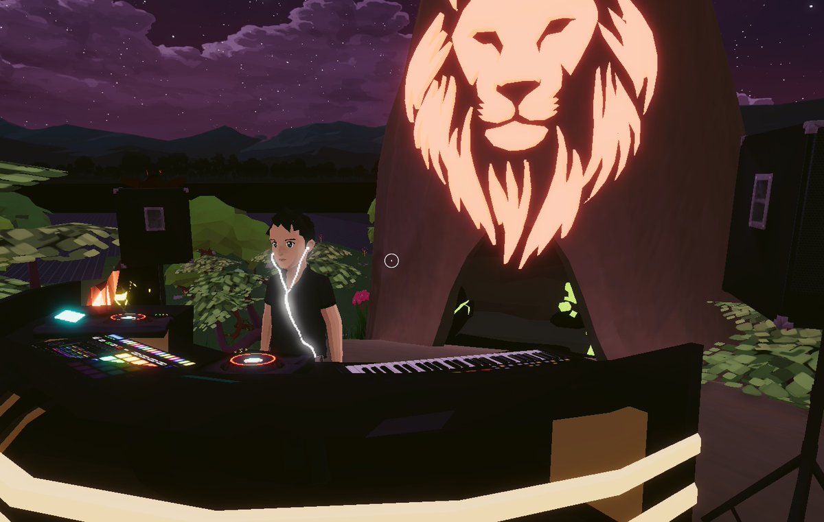 Ka1Sch's tweet photo. @Lucky_Lion_Club Go and follow the #LLCTribe and get your Lion on Opensea to meet us in @decentraland https://t.co/IZlsNCLPh4