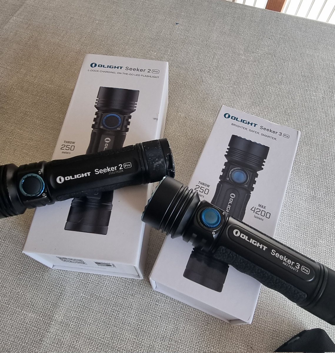 slav_kon's tweet photo. I used my @OlightWorld #seeker2pro for last two years. Today I received #seeker3pro and I like it already. #edc #patroltorch #bringthemlight https://t.co/NsGWyXt7SC