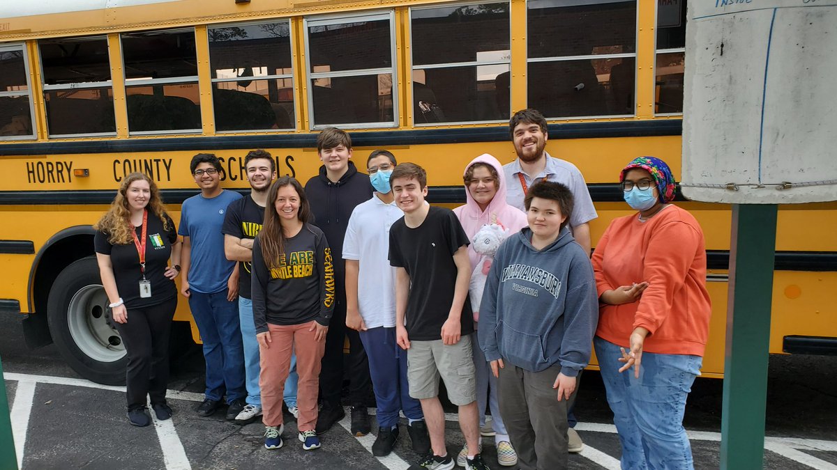 JessicaMarcus1's tweet photo. Robotics Team is on their way to Anderson, SC for competition.  Wish them luck! https://t.co/JyJNJcjcP6