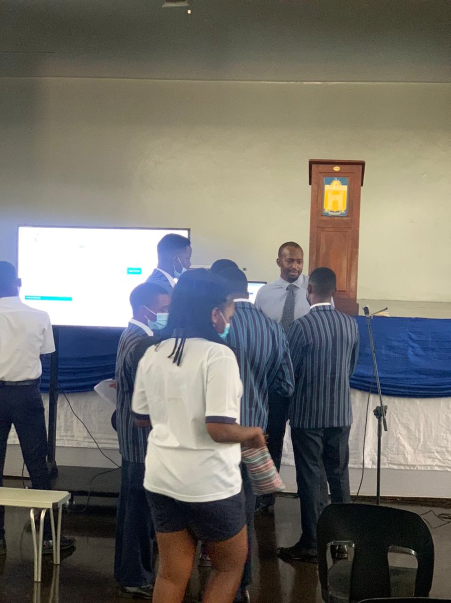 cgi_securities's tweet photo. Thank you to the wonderful 6th form students at @HeritageZW for allowing me to come and share the joys of investing and our platform https://t.co/KuFZ0kTJ2w https://t.co/7xgdZCuiHR