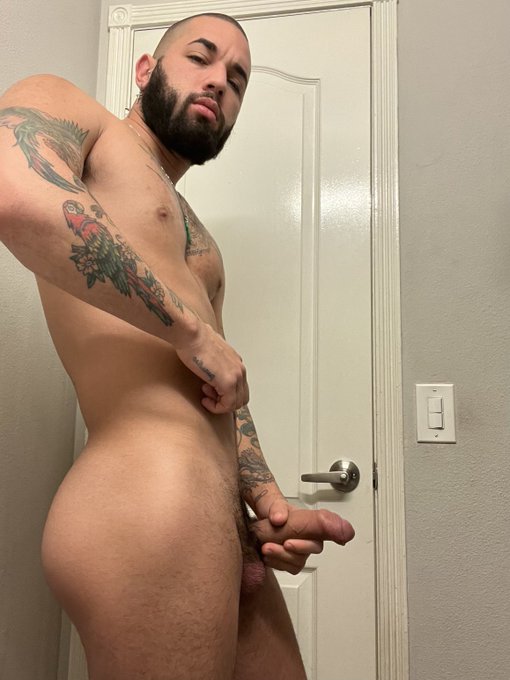 wake up ;) https://t.co/qWOflWFg5y<a href="/tag/linkinbio"class="tags"><span>#linkinbio</span></a>