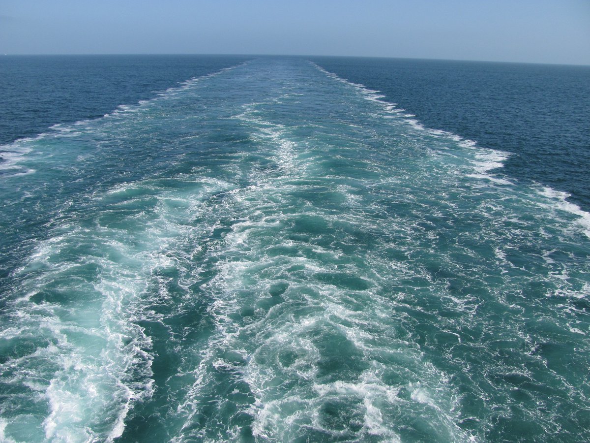 lemfel's tweet photo. Looking back at the wake our life leaves, helps guide us forward. #Sailing #Guidance #LifePurpose #Destiny #LemurianFellowship https://t.co/a6KJ1DOPPO