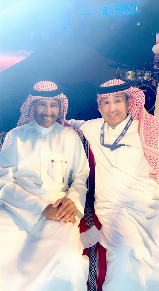 makharesh's tweet photo. بونايف اليوم موجود بالبروفه من بدري بيحضر كل روائعه المعروفه لعيون عشاقه .. 
#ليلة_مخاوي_الليل
#موسم_الرياض 
#مسرح_ابوبكر_سالم https://t.co/QZcuMZrYIC