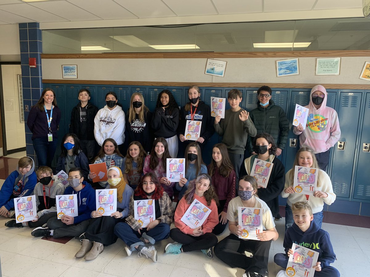 MsSpy95's tweet photo. We have lots of #ProudAuthors in Room 410! Each class wrote their own version of The Day the Crayons Quit, we edited, we designed book covers, and now our books are here! They turned out amazing! Thank you @studentreasures! #LZMSS https://t.co/XxSkDV5Ou9