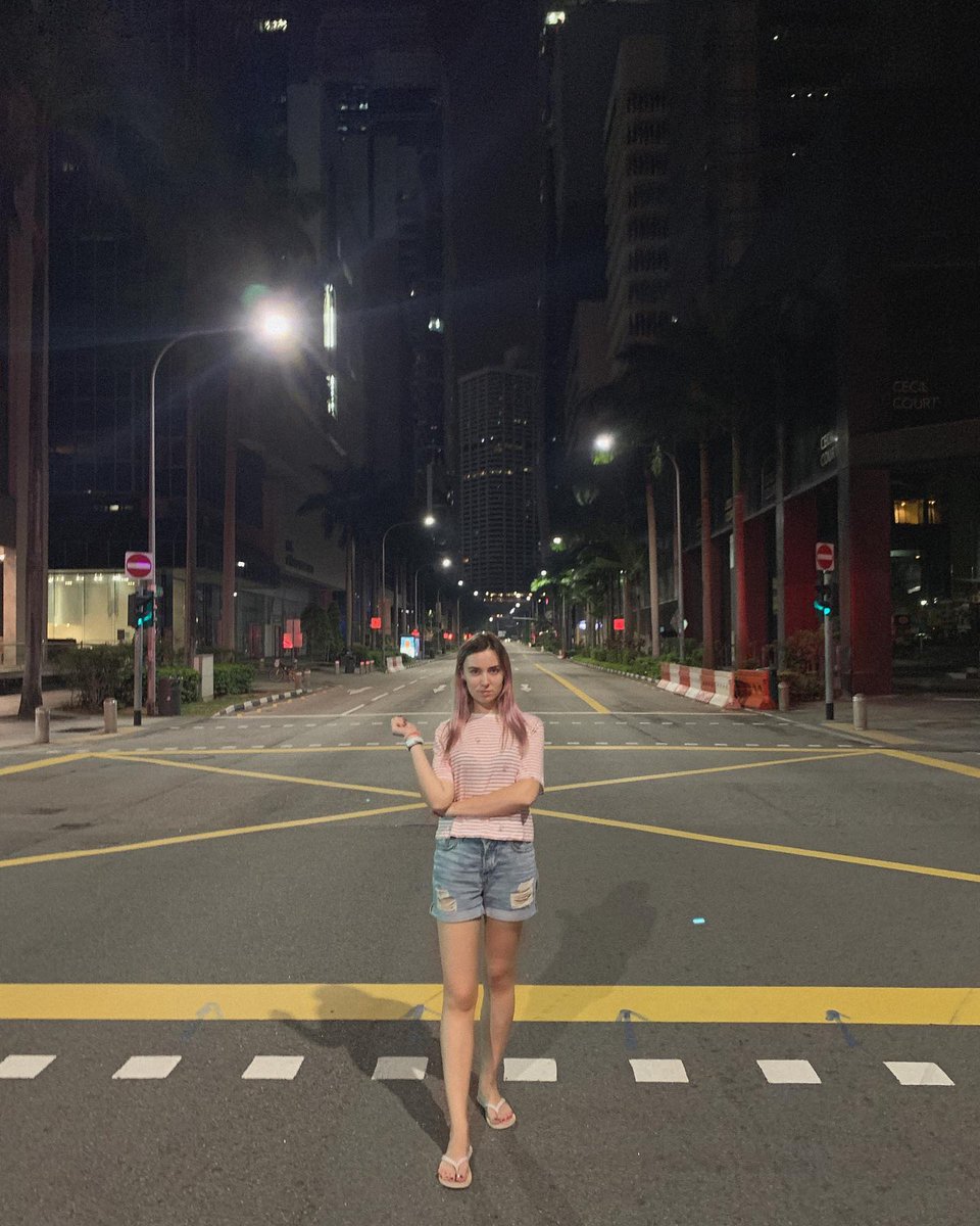 NatashaNipa's tweet photo. 🤔😁✌ https://t.co/UG5EN1ysHS