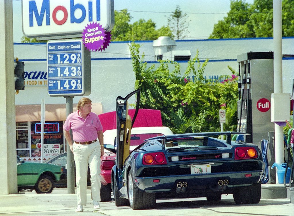 DanScavino's tweet photo. July 1995 📸 @pbpost 
🔗https://t.co/IggsS1Jhsg https://t.co/DXQdcbeiDF