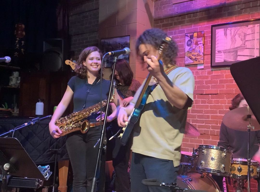 buttonwoodtree's tweet photo. Read about Malin Carta and her experience at #thebuttonwoodtree. Chris Daly & the Lavender Social Club performed on 3/4
Photos and caption by Malin Carta
#livemusic #performanceartscenter #middletownct https://t.co/5UIJeXkhTF