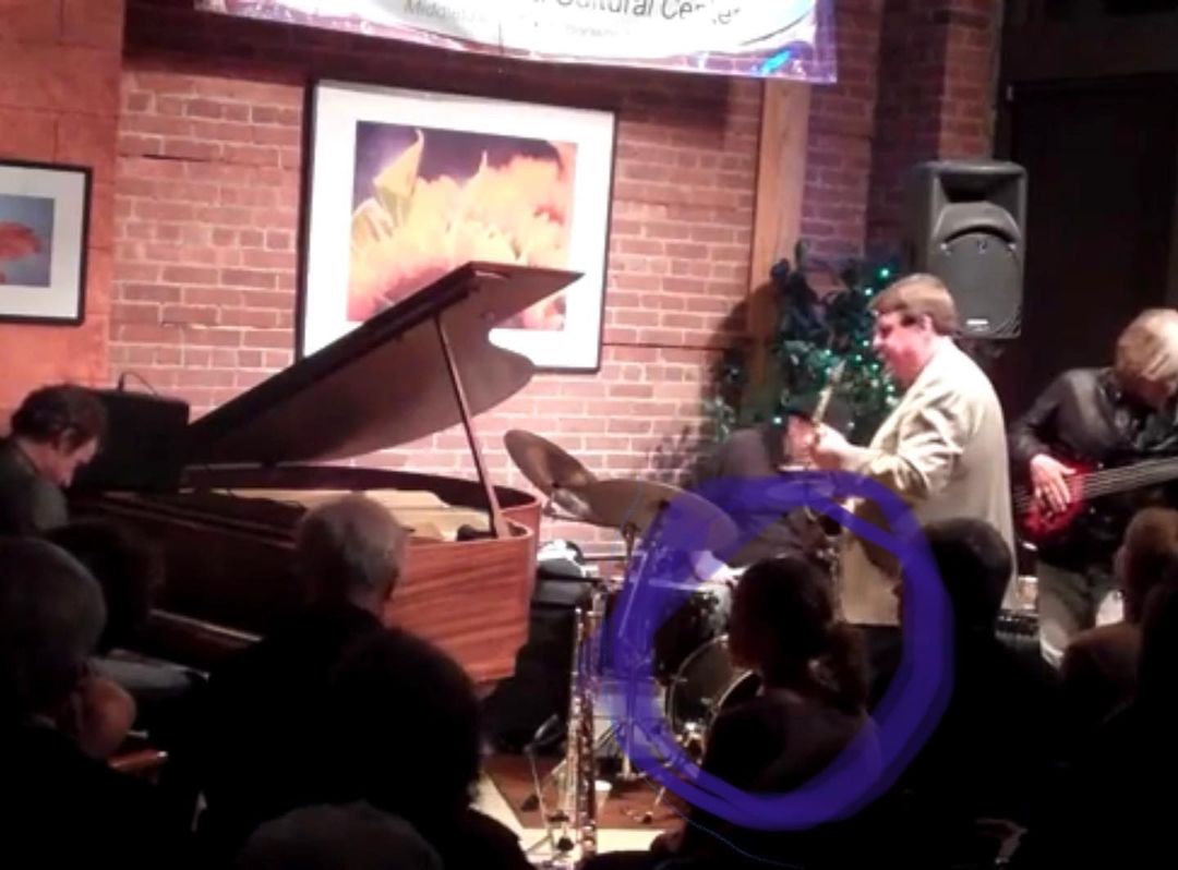 buttonwoodtree's tweet photo. Read about Malin Carta and her experience at #thebuttonwoodtree. Chris Daly & the Lavender Social Club performed on 3/4
Photos and caption by Malin Carta
#livemusic #performanceartscenter #middletownct https://t.co/5UIJeXkhTF