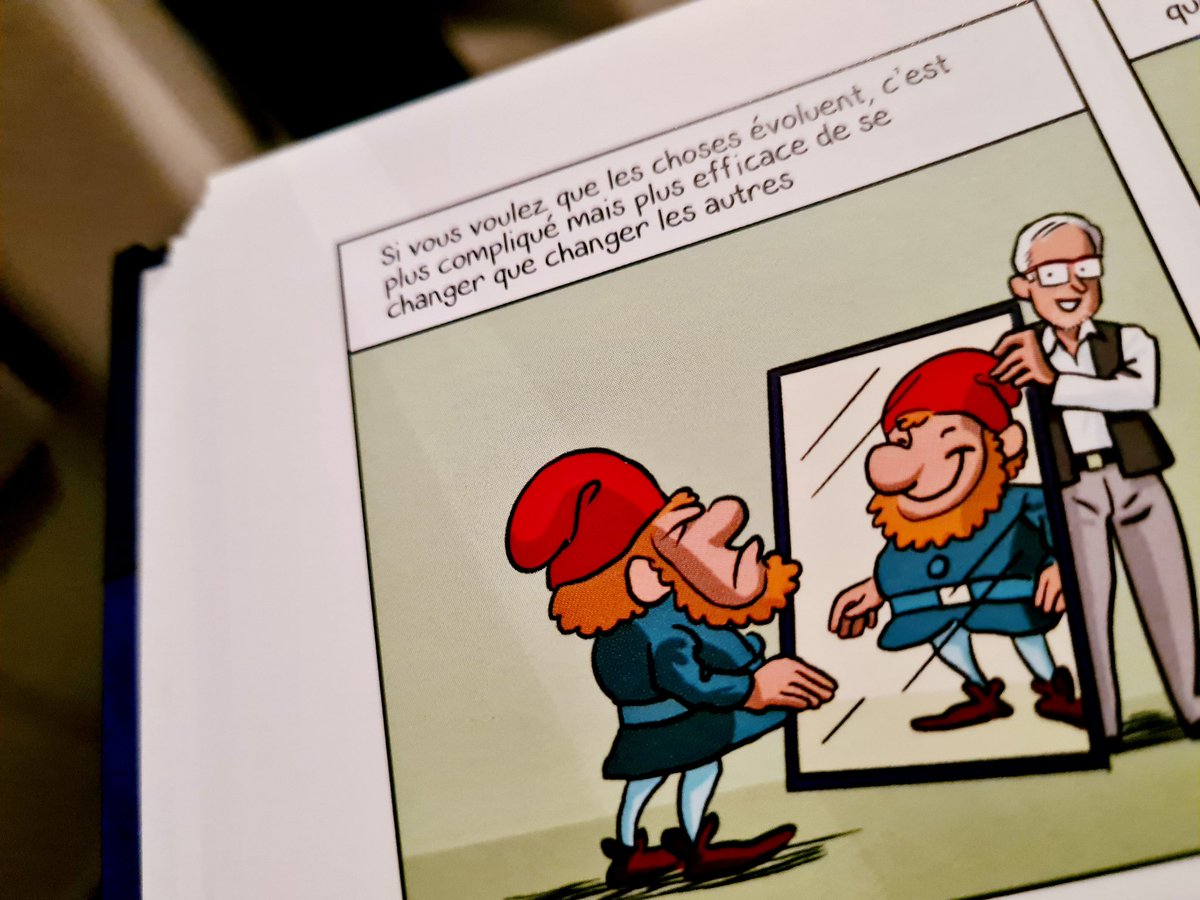 FlorianeBleas's tweet photo. "Plus compliqué mais plus efficace" Inspirante lecture dans le train du soir. Occasion inespérée de placer l'excellent # de @SChesnel #RailReport 😘 https://t.co/bKEEtafeDp