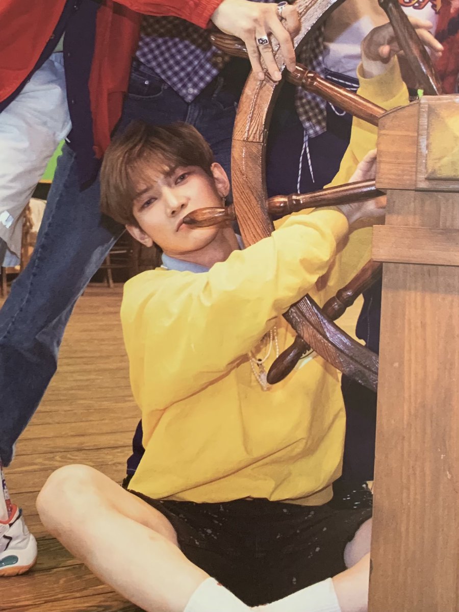 yeofeelings's tweet photo. today's random yeosang pics :) https://t.co/sVhiv5A6QN