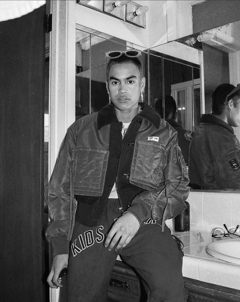 Guade19's tweet photo. CORPUS CHRISTI MV 03.09.21 🖤 https://t.co/kvVIRg6WKj