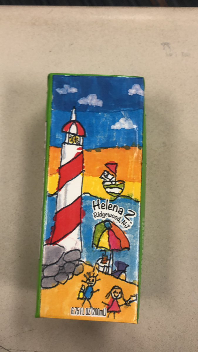 macymayziemasea's tweet photo. look how cute this juice box is #thanksemily https://t.co/Q0JmecGRFN