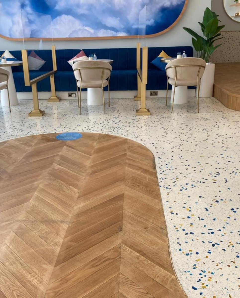Arab_Crete's tweet photo. See this beautiful project from Dubai 🇦🇪 an amazing everlasting and durable decorative solution.
#ArabCrete is available in KSA🇸🇦 UAE🇦🇪 Bahrain🇧🇭 to serve you
#EpoxyTerrazzo #Terrazzo #ResinFloor #epoxyresin #flooringideas #terrazzo
Terrazzo In Saudi Arabia
Terrazzo in Dubai https://t.co/DWW8tS2YVG
