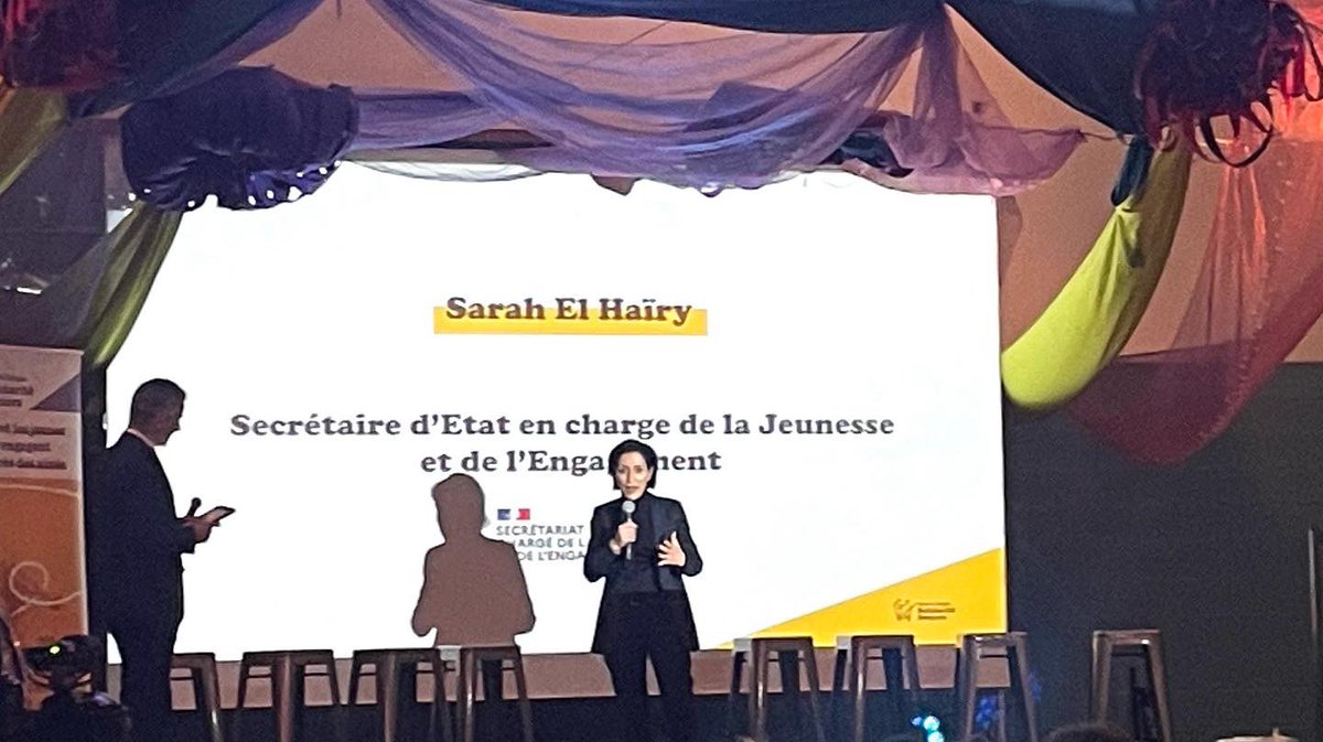 We change tweet media