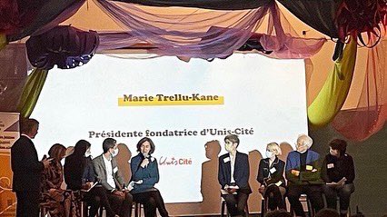 We change tweet media