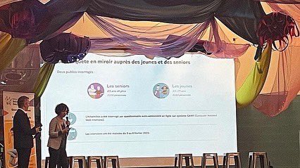 We change tweet media