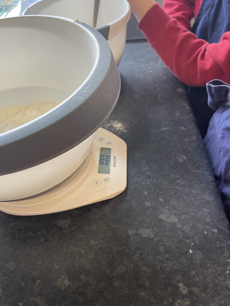 KitchenTeaching's tweet image. Year 2 have been practicing their weighing skills, they weighed flour using grams and water using millilitres.