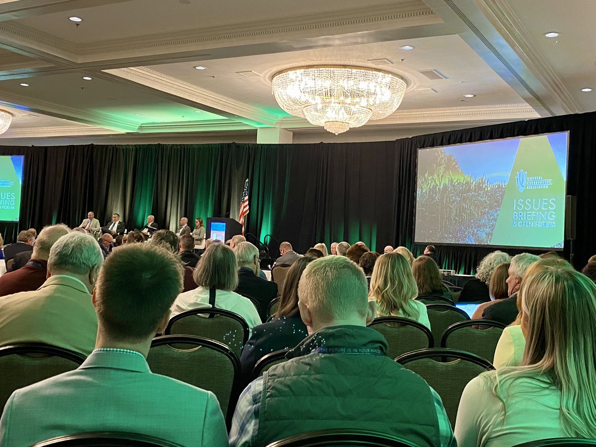 Staff members are kicking off meetings before Classic begins!

The team enjoys meeting and interacting with producers and staff from across the nation.

#MDGrain #CommodityClassic #NCGA