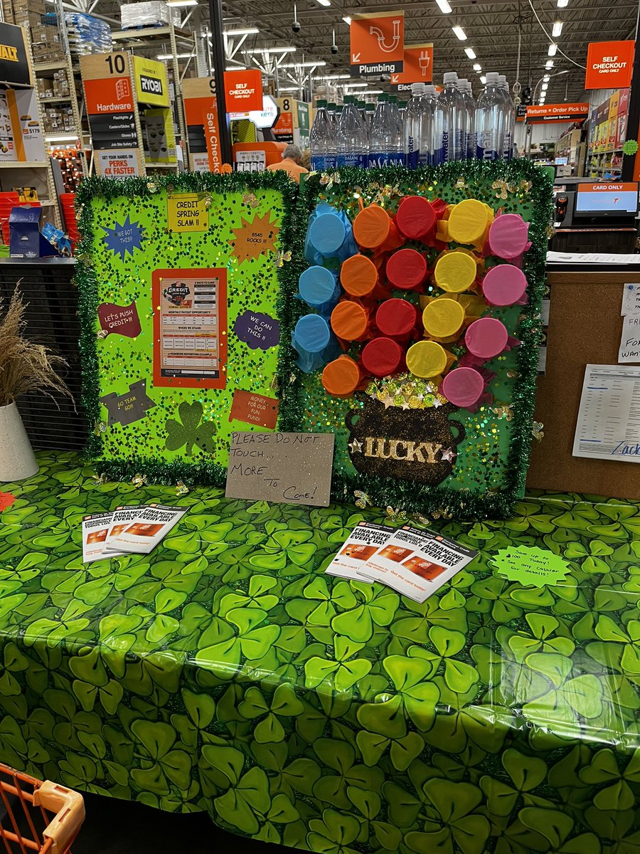 HCs Debbie and Aubree GETting celebrated for this awesome CREDIT incentive board so our front end can have some fun for JUST ASKING!
YOU GUYS ROCK!! #Sebastian8545 <a href="/andrew_harto/">Andrew Harto</a> <a href="/wadley_yolanda/">Yolanda Wadley</a> <a href="/kmarie1080/">Kristy Bilyeu</a> <a href="/CindiHDCS/">Cindi Atehortua</a>