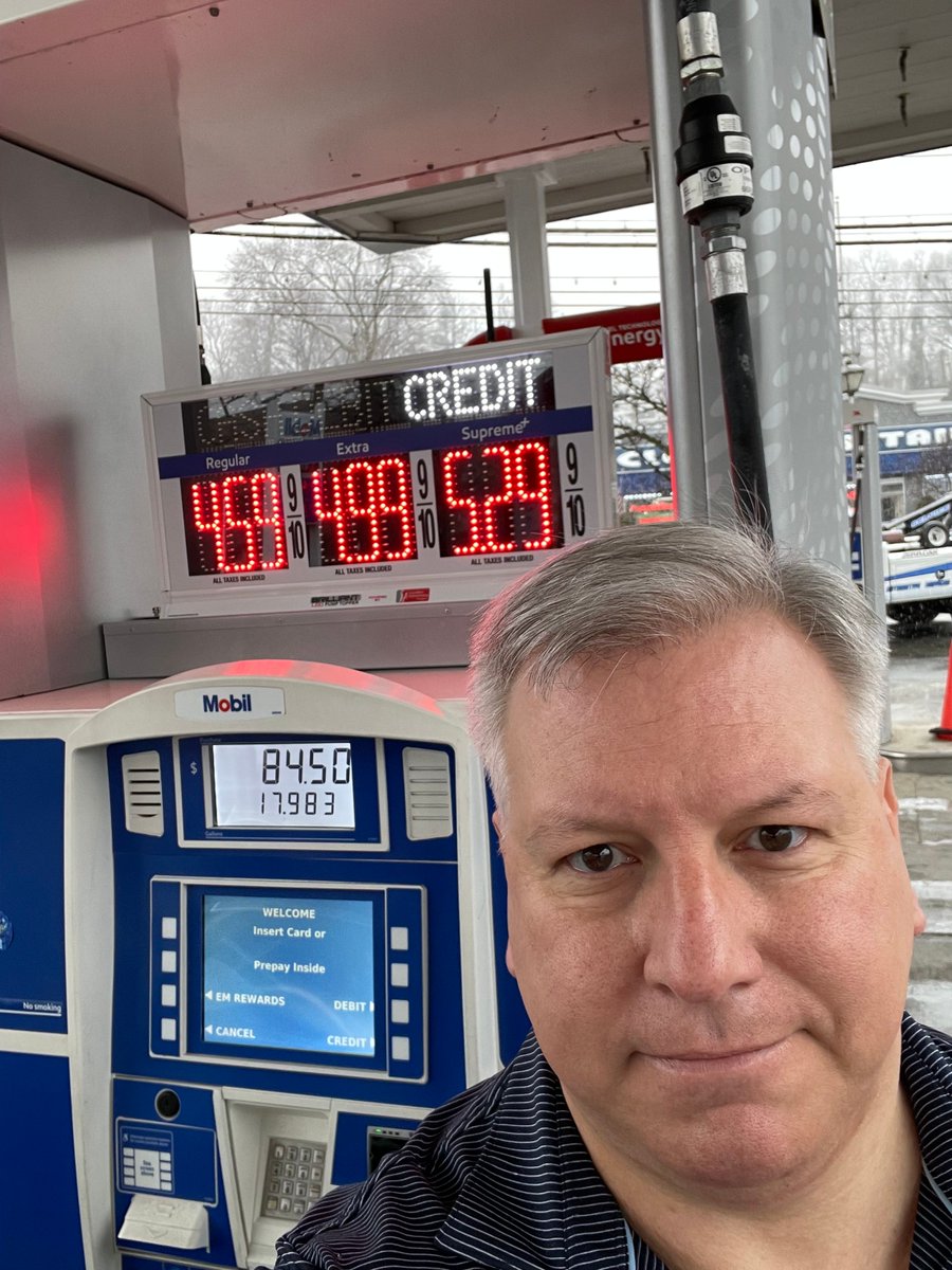 HarryWilsonNY's tweet photo. Kathy Hochul doesn’t realize that this is the worst part of the day for most New Yorkers. She thought in an interview this week that the state gas tax was 10 cents/gal instead of the 48 cents/gal it really is. Clueless.
⛽️ Where did you last fill up and how much did you pay?⤵️ https://t.co/0L3HcGVq4K