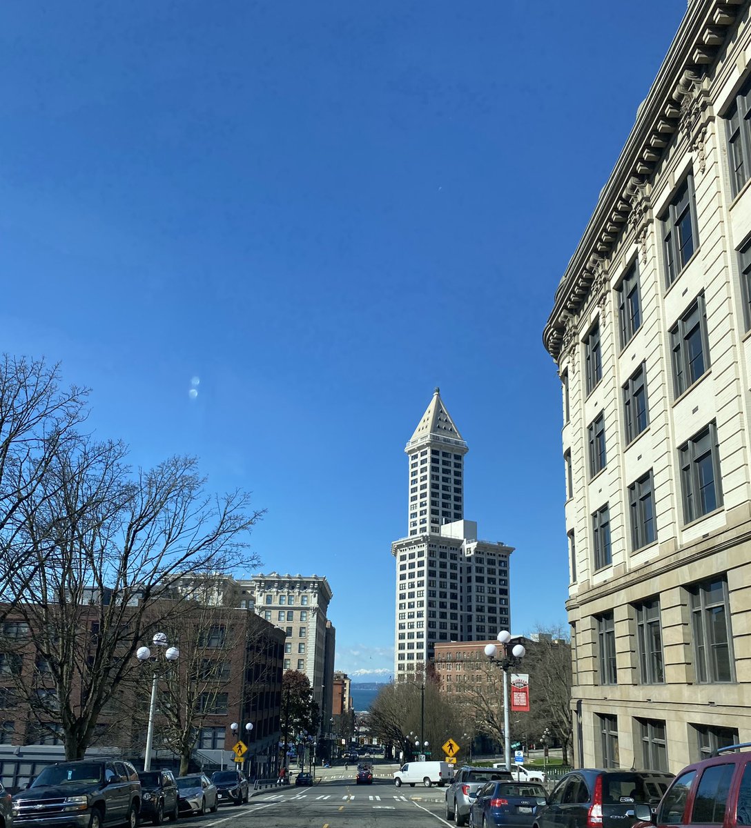 LoretteCisneros's tweet photo. @Natethegreat11 @D5Juarez Love this “cesspool”! Yes, I passed tents on street this morning, but Seattle has always had a homelessness issue.  Still no major city in the world I’d prefer. When you love something you don’t abandon it in times of need, you lean in. https://t.co/jh57wsnWR5