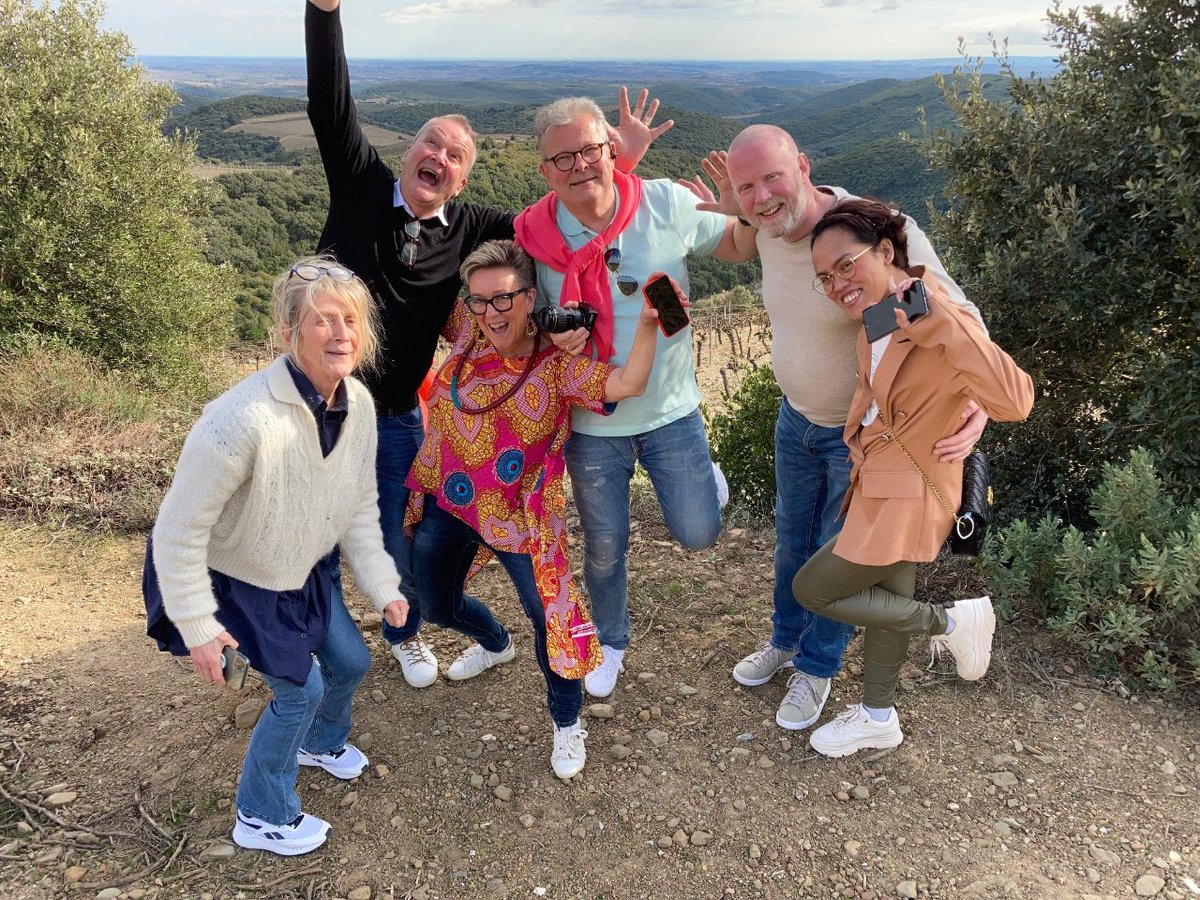 L'effet du terroir Faugères du Château Grézan sur nos partenaires suédois 🇸🇪 ! 

C'est certain, ça ne les laisse pas insensibles ! 😁

#partenaires #visite #faugeres #aopfaugères #languedoc #languedocwine