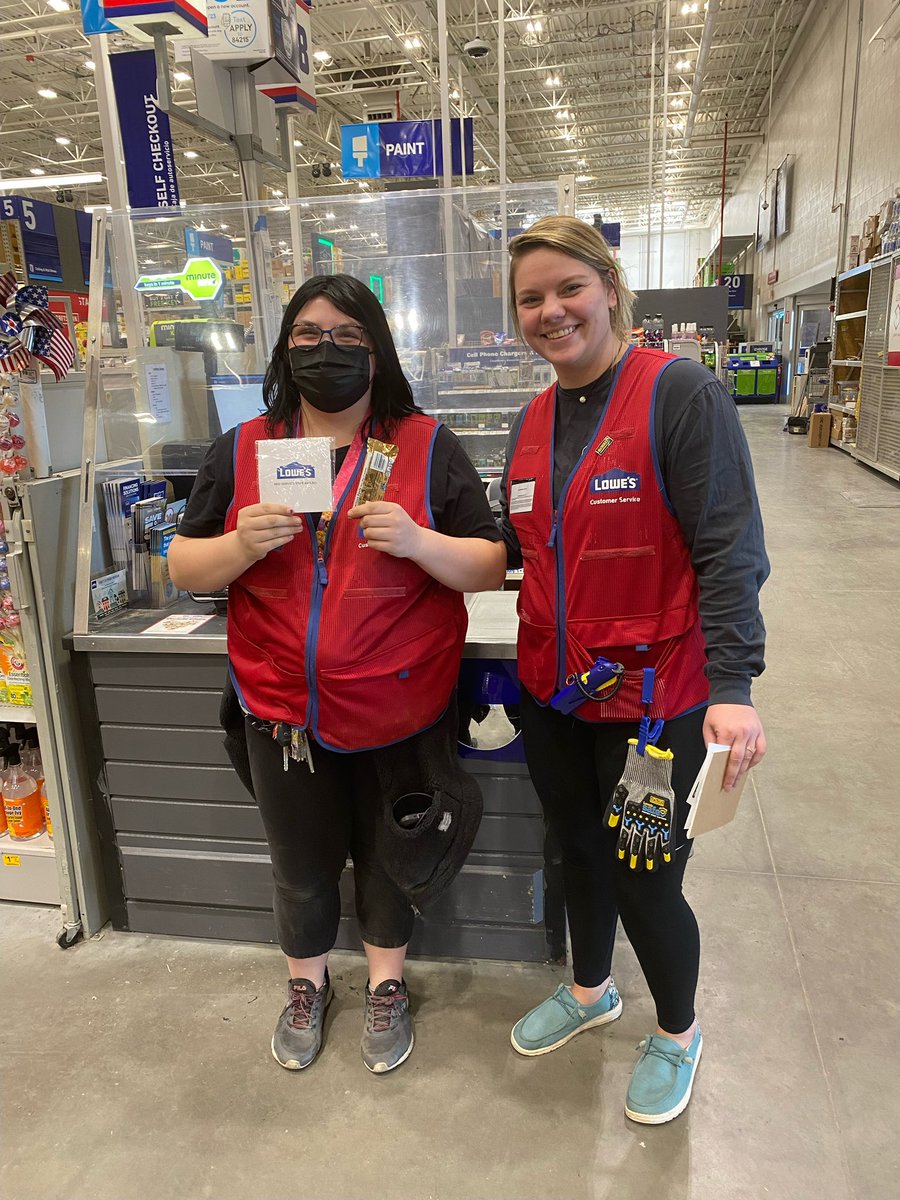 lindseyAtLowes's tweet photo. Celebrating Front End Firsts! 🎉 
Kaitlyn got her first credit app &amp; THREE more to follow! 
&amp; Cashier of the Month, Siobhan got her first THREE credit apps in one weekend!  Super proud of the team and their dedication to SMART customer service!  
@WileyLorena @DamonBennettR7 https://t.co/19Au8seEvO