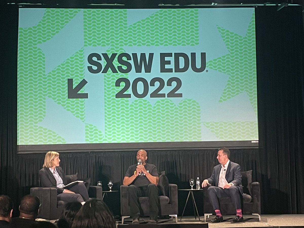 cmelnick's tweet photo. Darryl McDaniels of RunDMC talks about this mental health struggles despite his fame and success. @THEKINGDMC #SXSW2022  #sxswedu https://t.co/VcyDyzvVzU