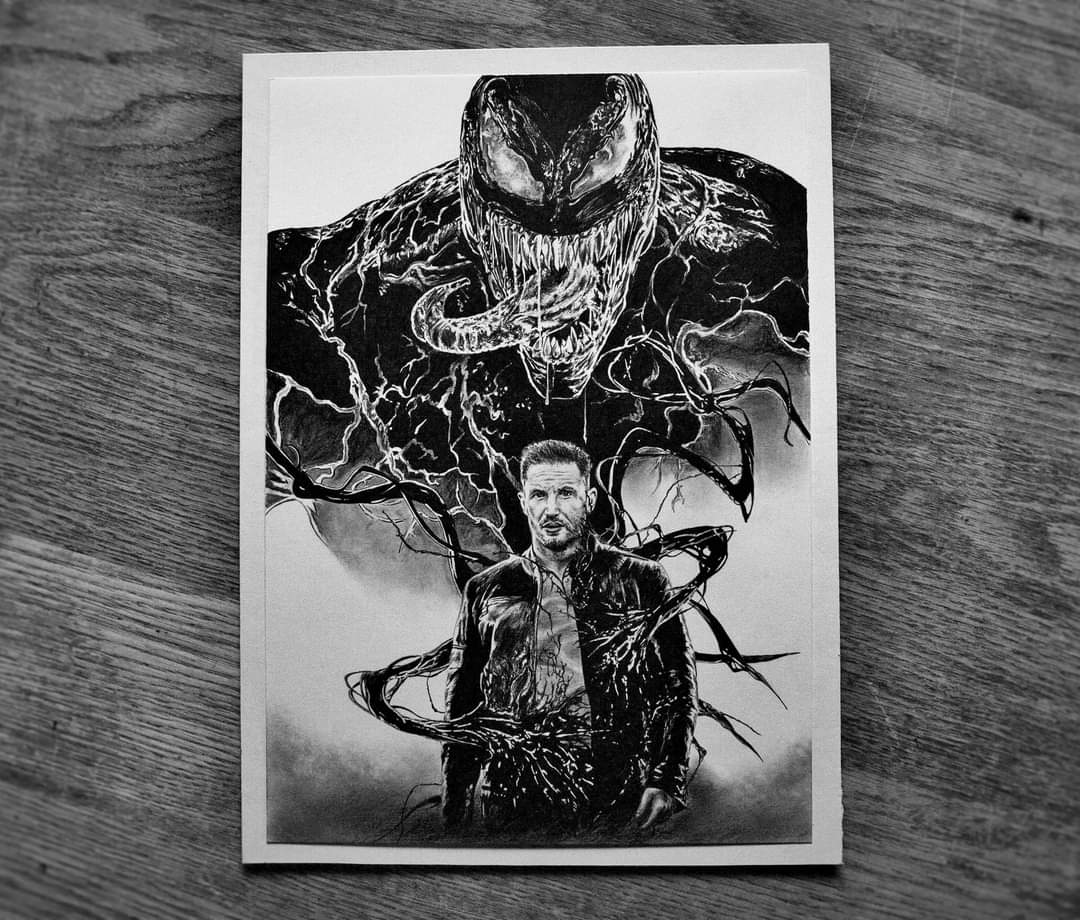 cosmicrebelscon's tweet photo. Next to highlight on the list is Ciaran Duffy. Ciaran is an extremely talented Artist whose photo realistic pencil drawings are a joy to behold. He has been with the con from the start. Check out his work at his table and also check out his Facebook page
https://t.co/g49D14iCry https://t.co/lRjx4Wvm5s