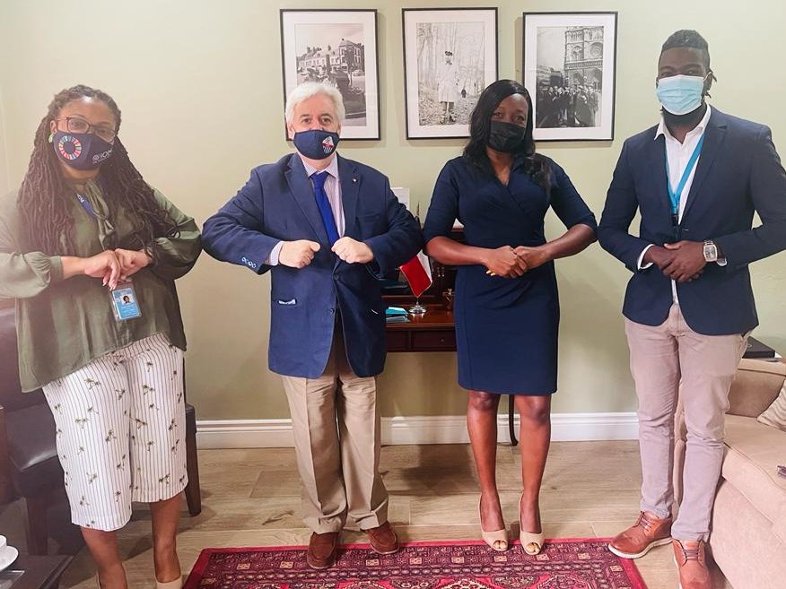 Plataforma_R4V's tweet photo. The T&amp;T 🇹🇹 #PlatformR4V continues to meet with members of the diplomatic community ahead of this Friday’s Humanitarian Breakfast Series. Today co-chair @JewelAli_IOM met with the Ambassador of Chile, Juan Aníbal Barría along with Shemuel London @UNHCRTT and Kandy Serrant @IOMPOS. https://t.co/7NilXT6zVs