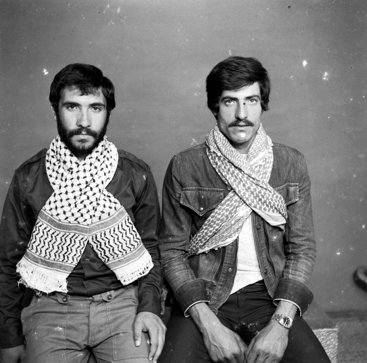 TateArtBot's tweet photo. Akram Zaatari, Syrian resistants. Studio Shehrazade, Saida, Lebanon, early 1970s. Hashem el Madani, 2007 https://t.co/p2gymNzlb7 #akramzaatari #museumarchive https://t.co/v9aNi8QjN9
