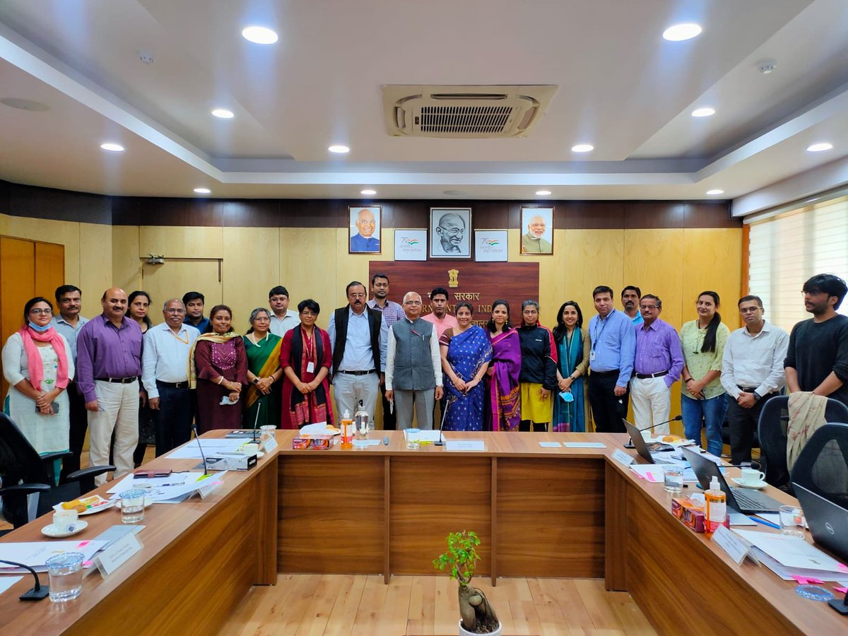 The National Workshop ended with a positive note of initiatives undertaken by SIRDs & Gram Panchayats in creating #WomenFriendlyPanchayat and food for thought to how to carry forward the outcomes of today's workshop in #Localising & #Achieving all #SDGs through thematic approach.