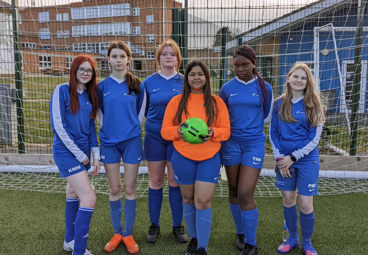 RESULT | Our Year 9 Girls Football team travelled to <a href="/LordGreyAcademy/">Lord Grey Academy</a> for an MK Schools league fixture - Lord Grey winning the game 1-0! A top team effort though, girls! #SHLASport #OneAET ⚽️