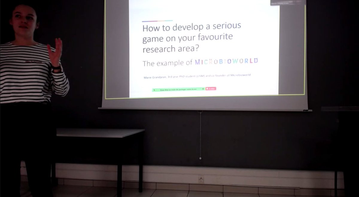 MBWgame's tweet photo. [Evénement] Hier soir avait lieu un apérotalk de la @jsm3marseille. Après 2 talks de doctorants sur le système de sécrétion de type 6 #SST6 🏹, @m_grandjean a présenté #MBW et le processus de création de serious game, avant de faire tester le jeu aux chanceux présents !😌 https://t.co/s1c8IewDXC