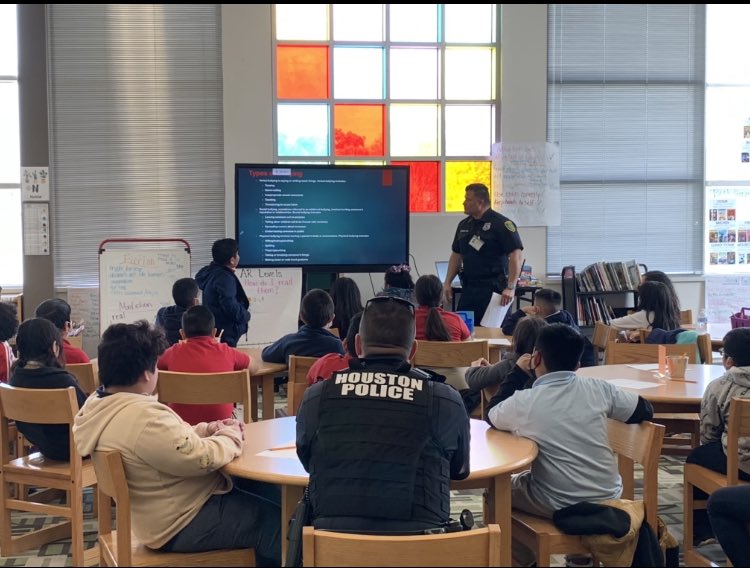 GHPAL_OFFICER_ZERMENO tweet media