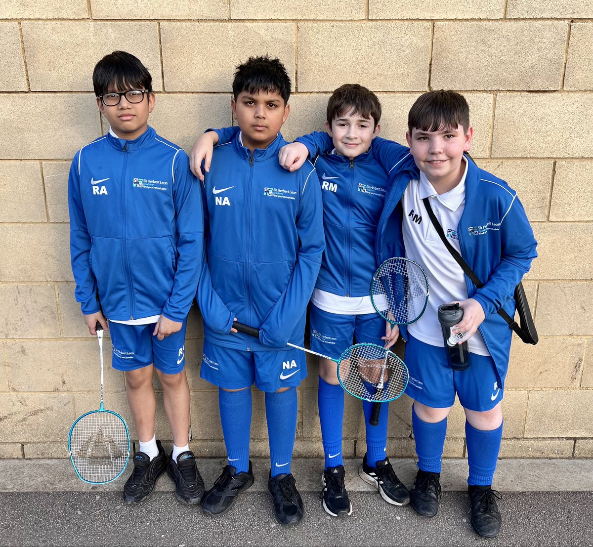 RESULT | Year 7 Badminton squad travelled to <a href="/DenbighSchoolMK/">Denbigh School</a> this evening! Our boys losing by 5 games to 2. (5-2) First defeat of the season! #SHLASport #OneAET 🏸