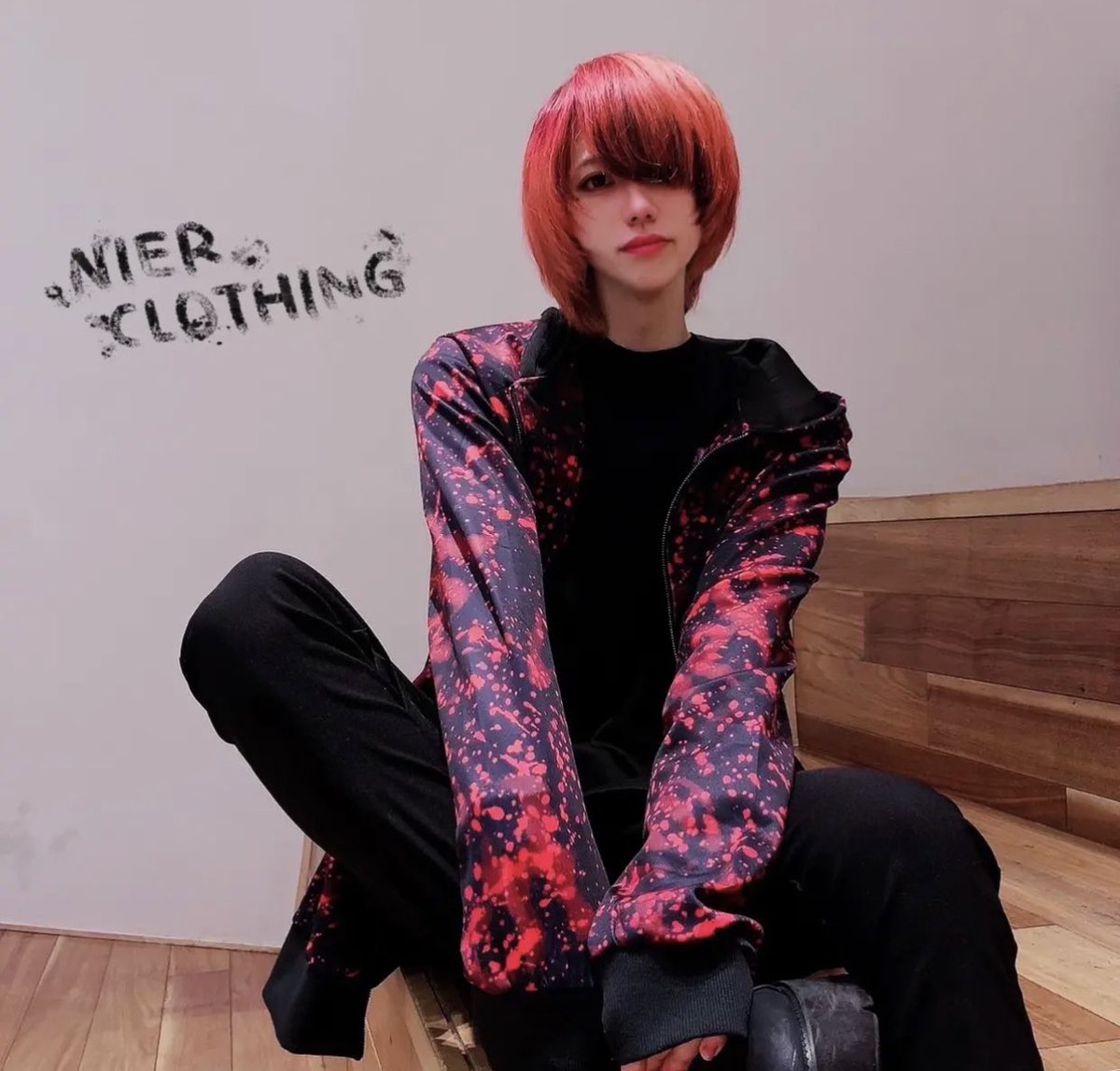 NieR_tokyo's tweet photo. 🎁本日〆切プレゼント企画🎁

【BLOOD SPLATTER ZIP OUTER】

4名様にプレゼント🎁

ユニセックスアイテムです🐰

◼応募方法
フォロー(@NieR_tokyo) &amp; RT
◼締切〆  本日24時

※鍵垢の方も対象内です。

是非ご参加ください🙇‍♂️🙇‍♀️ https://t.co/yY0Yh4KxxL