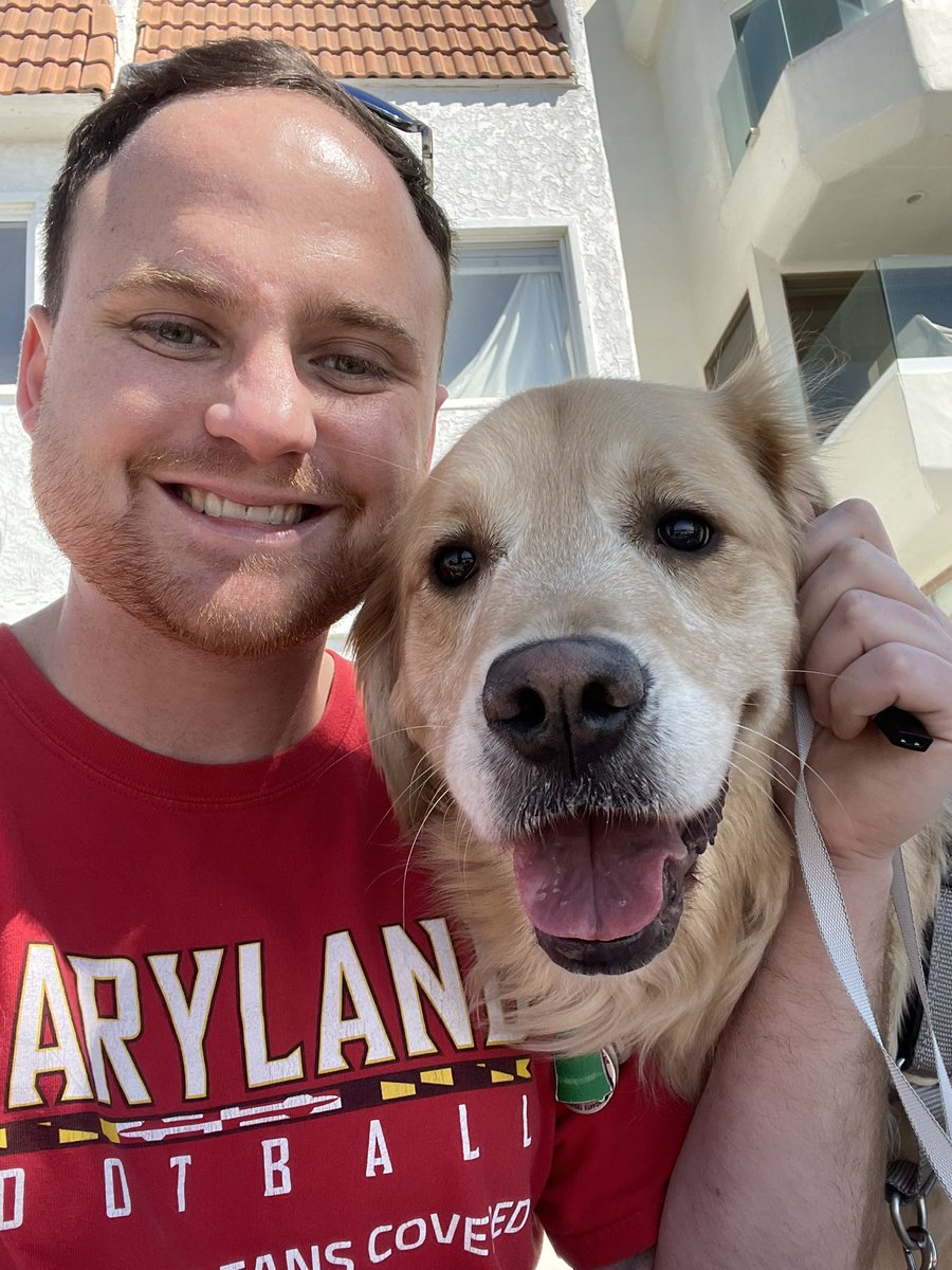 My good friend Ginger wold like to wish everyone a happy Hump Day! #DogsOfTwitter #DogsOfLA #dogwalking