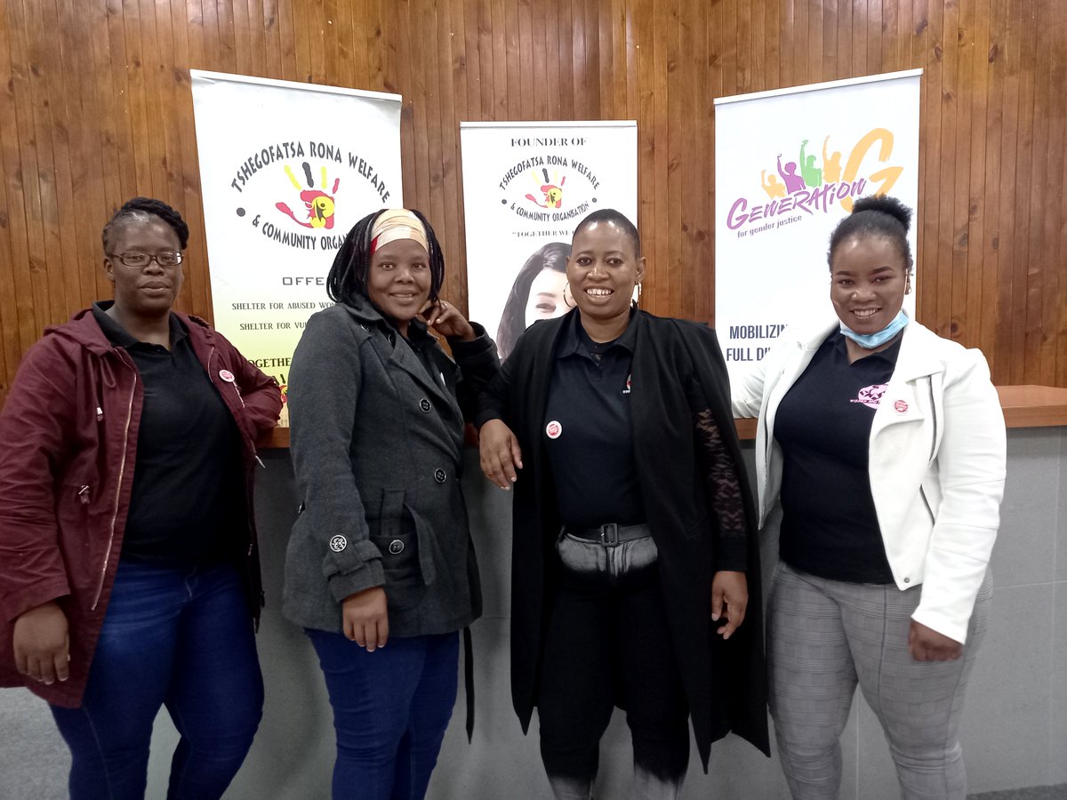 yanawf_centre's tweet photo. Our gratitude goes out to Tshegofatsa Rona for hosting #hearmetoo, what a beautiful initiative and we look forward to attending again!
#stopgbv #stopvaw #stopvawc #stopvalgbtqia #hearmetoo #yana https://t.co/2bU12dPjPs