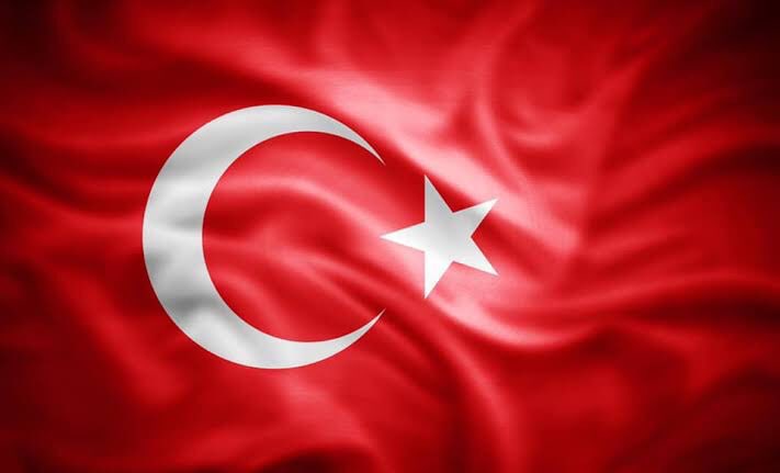 Fatih__Bildik's tweet photo. Şanlıurfa'da görevi başındayken şüpheli araç takibi sırasında açılan ateş sonucu şehit olan Polis Memurumuz Cemal Bozkurt'a Allah'tan rahmet, ailesi ve sevenlerine sabır diliyorum.

Milletimizin başı sağ olsun. 🇹🇷 https://t.co/iX9SQh4xzO