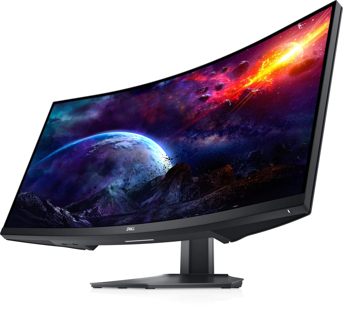 iamianoliver's tweet photo. @TheOneJame Your monitor 5 mins later because you didn’t put it in a double sleeve. https://t.co/v4oCdA067W
