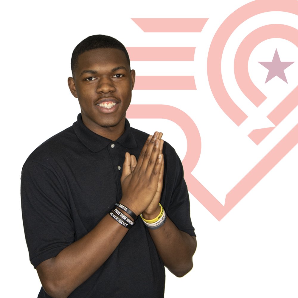 hoganprepkc's tweet photo. Meet Anthony Winters π Anthony has been at Hogan since 4th grade... and is currently a Senior in football, track, and StuCo! Anthony is on scholarship to play football at Peru State College for Fall. We see you Mr. Winters, and appreciate all you do!
#RamFamFocus #StudentStory https://t.co/4UUtMO8IvZ