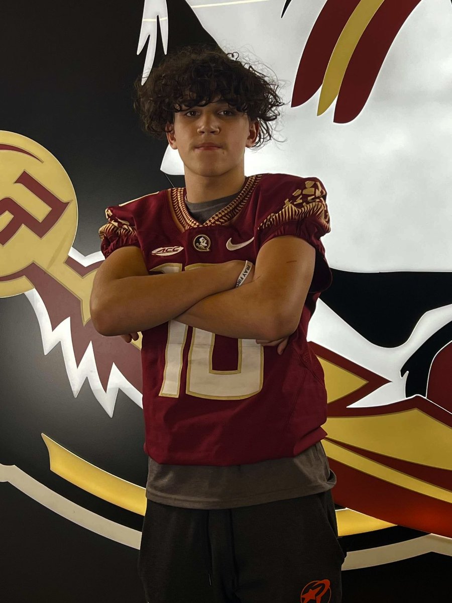brycesheltonn's tweet photo. Had a great time with
@PerfectPerform thank you
@stephensir for this opportunity!
Also, thank you to @FSUFootball,
@FAMU_FB and @EdwardWatersFB
for the hospitality! https://t.co/TX2KUjJz4l